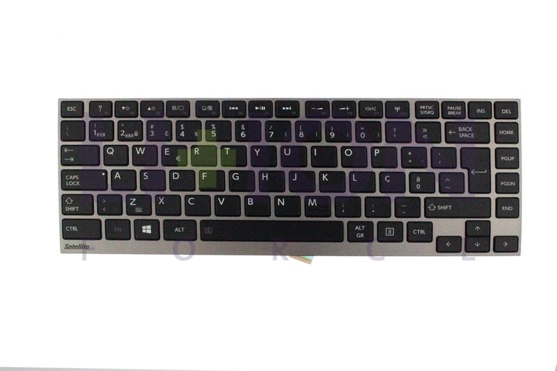 Teclado PT Toshiba - K000140520                     
